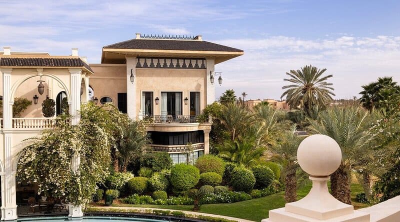 Le luxe et l’espace du palace dans la Palmeraie